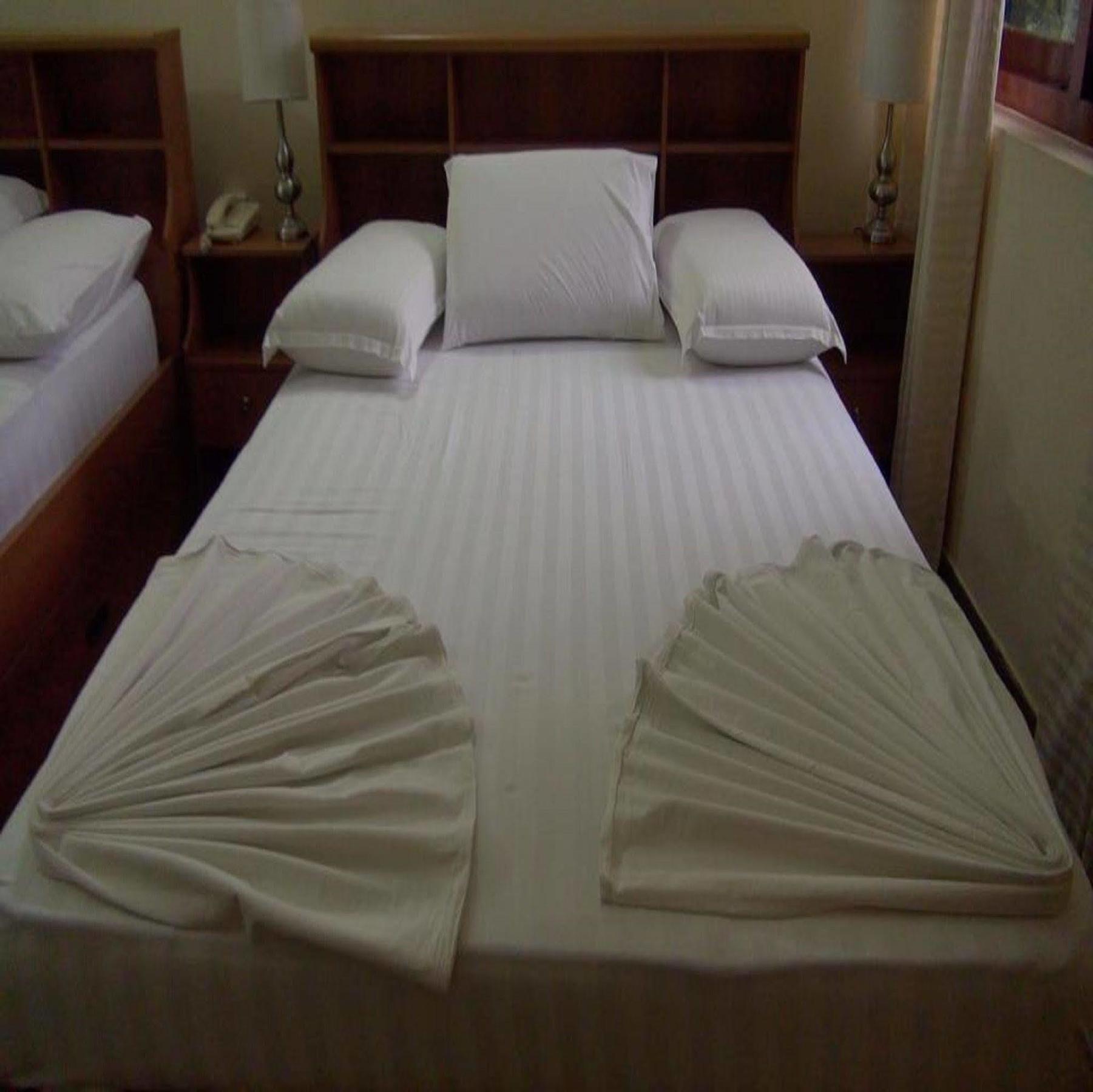 Hotel Milano Tourist Rest à Anurâdhapura Extérieur photo
